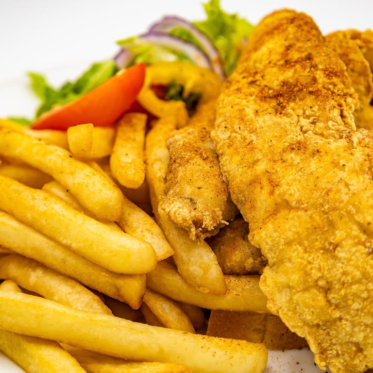 Fresh Salads: Crisp, Flavorful, and Satisfying